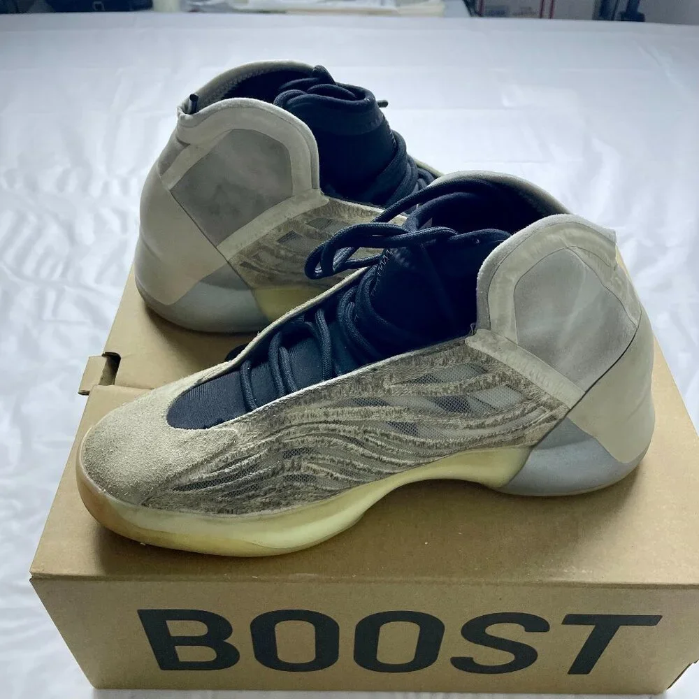 Adidas Yeezy Yzy QNTM Mist Slate Cream Men Size 9